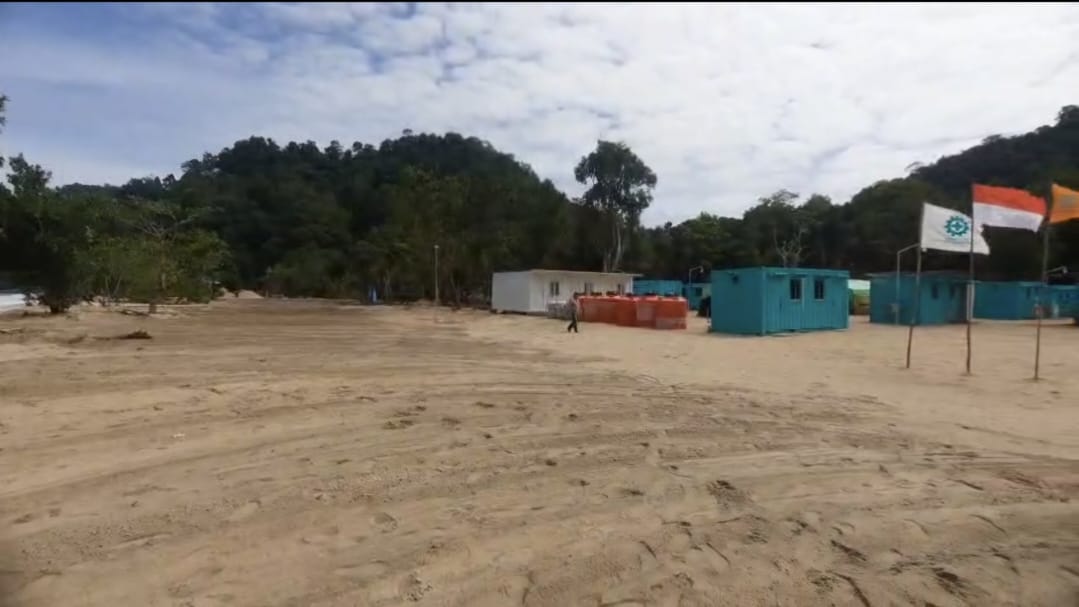 Kondisi pulau penebang yang saat ini sedang di lakukan pekerjaan learn krining.