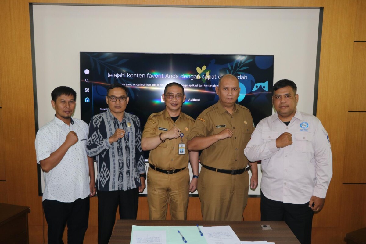 Plh Kepala Diskominfo Kota Pontianak Edy Purwanto, saat menghadiri Forum Perangkat Daerah dalam rangka penyusunan Rencana Strategis (Renstra) Diskominfo Kota Pontianak Tahun 2025-2029.