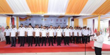 Pengambilan sumpah pegurus KONI Ketapang periode 2025 - 2029 yang dipimpin langsung Ketua KONI Kalbar, Selasa (22/04/2025). Foto: KONI Ketapang.