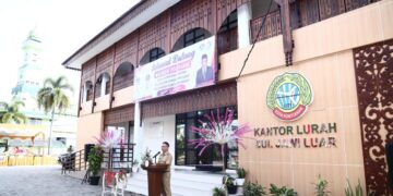 Gedung Kantor Lurah Sungai Jawi Luar yang baru diresmikan oleh Wali Kota Pontianak Edi Rusdi Kamtono.