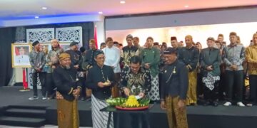 Sutopo resmi menjabat sebagai Ketua Paguyuban Jawa Kota Singkawang untuk masa bakti 2025–2030.