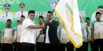 Sukiryanto melantik Pengurus Badan Komunikasi Remaja Masjid Membangun Desa (BK Rema Muda) Kabupaten Kubu Raya, Sabtu (25/5/2025), di Aula Praja Utama Kantor Bupati Kubu Raya.
