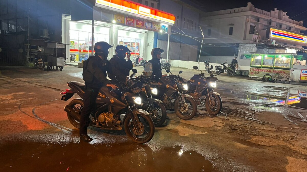Kepolisian Resor (Polres) Kubu Raya Patroli pada Jumat (9/5) malam