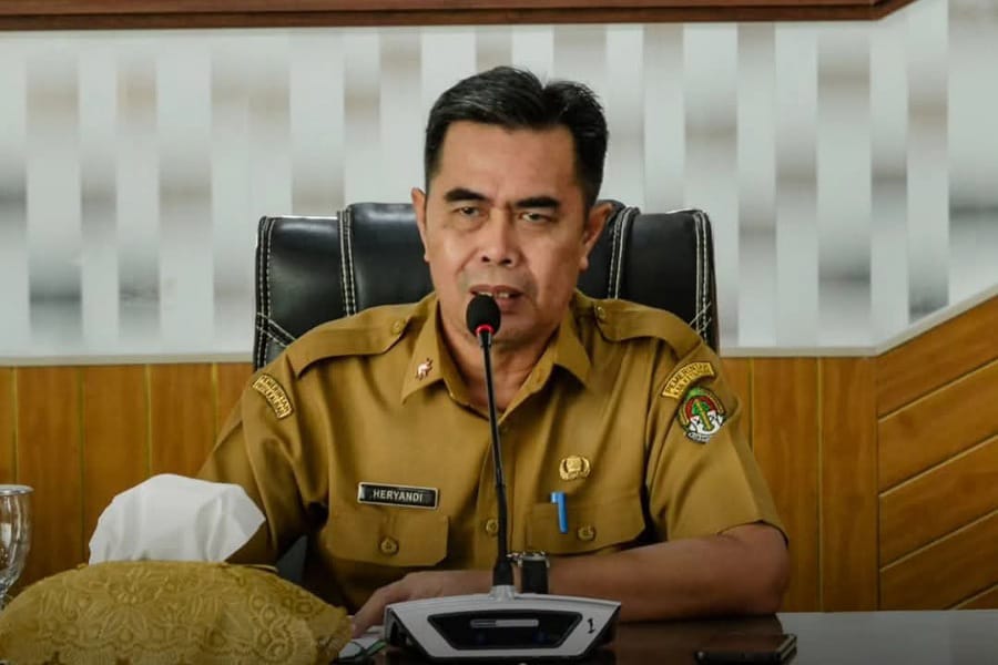 Asisten Sekretaris Daerah Bidang Pemerintahan dan Kesejahteraan Rakyat, Drs Heryandi.