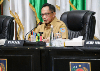Mendagri pada Rapat Koordinasi Pengendalian Inflasi Daerah, secara hybrid dari Gedung Sasana Bhakti Praja (SBP), Kantor Pusat Kementerian Dalam Negeri (Kemendagri), Jakarta, Senin (19/5/2025).
