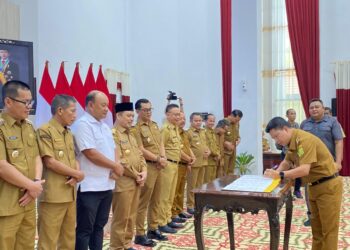 Dukungan terhadap MBG melalui penandatanganan Nota Kesepahaman (MoU) antara Bupati Sambas H. Satono, S.Sos.I., M.H. dan Kepala Badan Gizi Nasional Republik Indonesia, Selasa (3/6/2025).