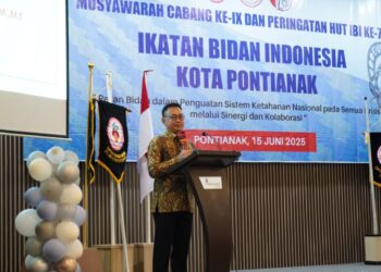 Wali Kota Pontianak Edi Rusdi Kamtono membuka Muscab IX IBI Kota Pontianak.