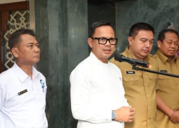 Bima Arya Sugiarto usai memimpin rapat pembahasan status administrasi empat pulau di Kantor Pusat Kemendagri, Jakarta, Senin (16/6/2025).