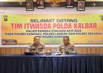 Tim Inspektorat Pengawasan Daerah (Itwasda) Polda Kalimantan Barat melaksanakan Evaluasi Akuntabilitas Kinerja Instansi Pemerintah (AKIP) Tahun 2025 terhadap tiga satuan kerja sekaligus, yakni Polres Sanggau, Polres Landak, dan Polres Sekadau.