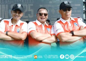 Direktur Utama Bank Kalbar, Rokidi turut ambil bagian dalam kemeriahan Tanjungpura City Run 2025 yang digelar di Makodam XII/Tanjungpura, Kubu Raya, Minggu (27/7/2025).