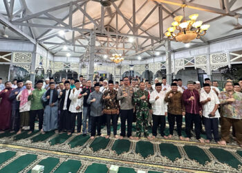 Kegiatan silaturahmi Bupati Mempawah bersama jajaran Forkopimda, tokoh masyarakat, tokoh agama, dan tokoh adat di Rumah Dinas Bupati Mempawah. (Foto, Porkopim)