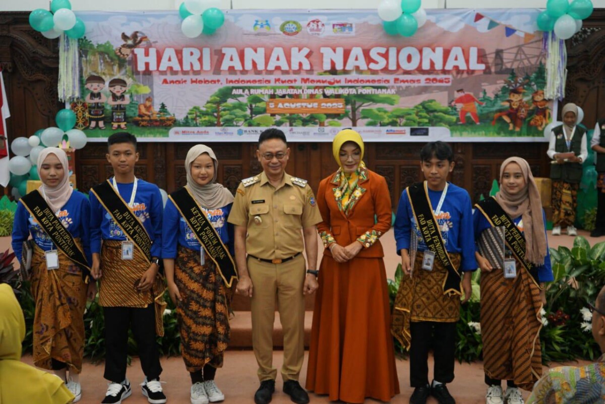 Edi saat menghadiri perayaan Hari Anak Nasional di Aula Rumah Jabatan Wali Kota, Selasa (5/8/2025).