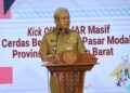 Sekretaris Daerah Provinsi Kalimantan Barat, Harisson, saat membuka Kick Off Program KEJAR Masif dan Cerdas Berinvestasi Pasar Modal Tahun 2025, Kegiatan ini berlangsung di Aula Garuda, Kantor Pelayanan Terpadu, Selasa (5/8/2025).