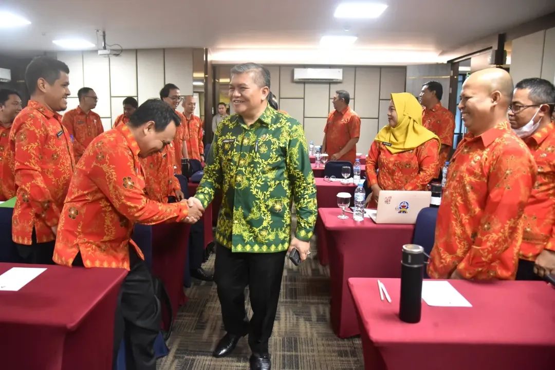 Sekretaris Daerah Kabupaten Kubu Raya, Yusran Anizam saat menghadiri pelatihan internal (in house training) bagi Aparatur Sipil Negara (ASN), Kamis (7/8/2025).
