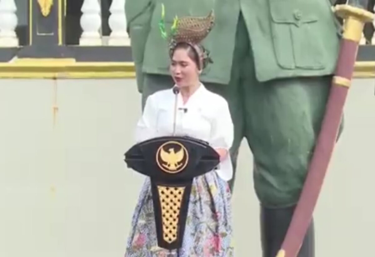 Wamenpar RI, Ni Luh Enik Ermawati saat memberikan sambutan pada Grand Carnival JFC (foto; Sigit Priyono/Jurnalis.co.id)