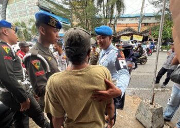Penertiban Jukir Liar di Pontianak: 8 Orang Diamankan, Lokasi Dipasang Label ‘Parkir Gratis’