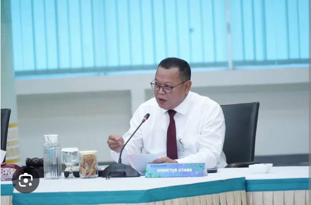 Rokidi, Dirut Bank Kalbar