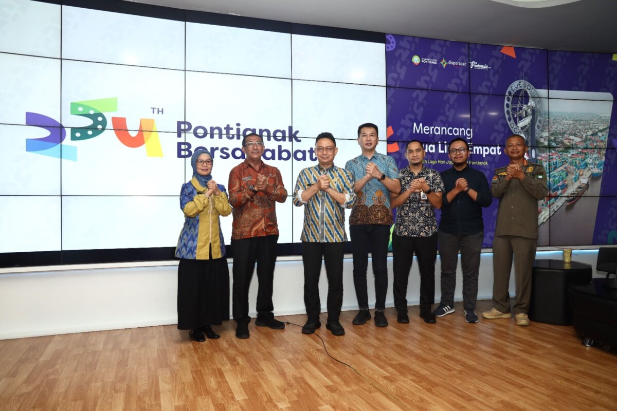 Logo Hari Jadi ke-254 Pontianak resmi diluncurkan oleh Wali Kota Pontianak Edi Rusdi Kamtono.