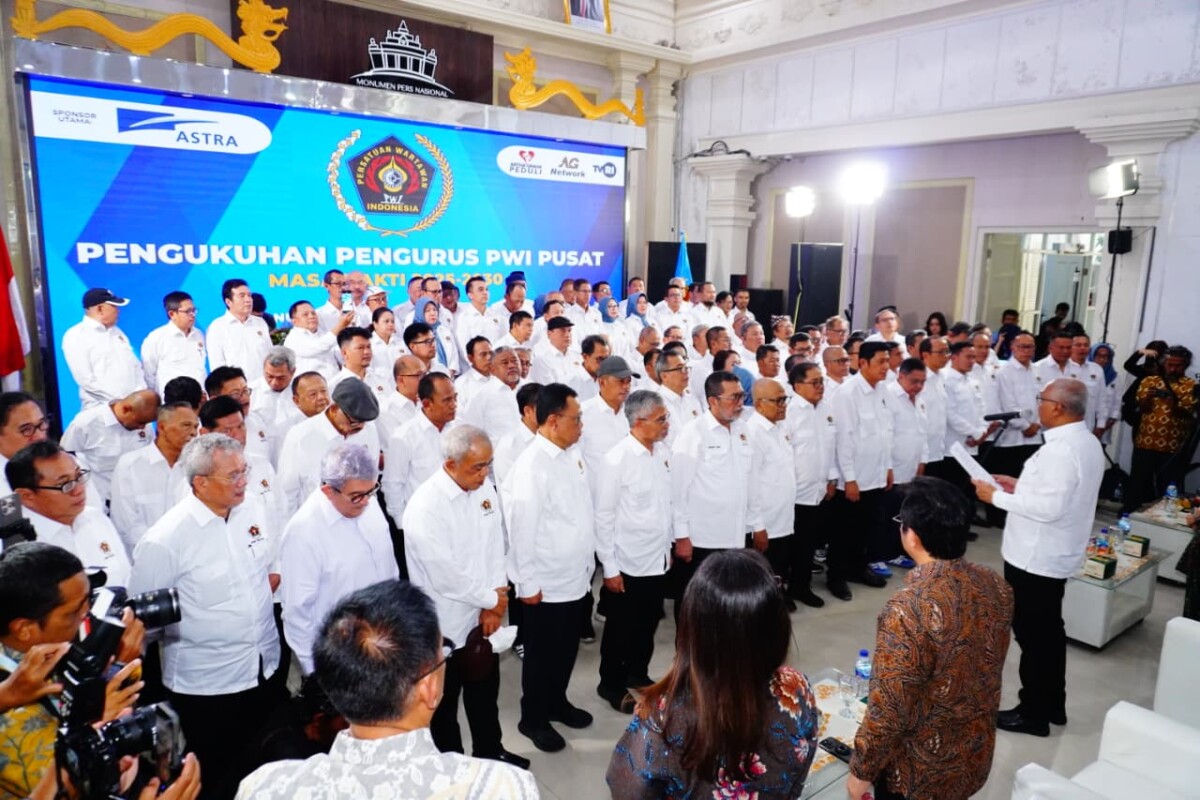 Pengurus PWI Pusat 2025-2030 resmi dikukuhkan di Monumen Pers Solo, Jawa Tengah, Sabtu (4/10/2025).