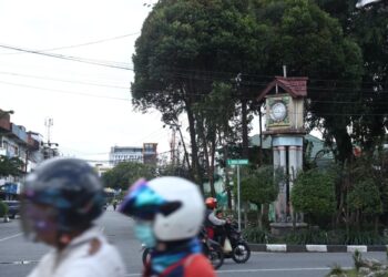 Tugu jam tiga sisi akan ditata oleh Pemkot Pontianak.