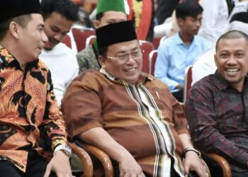 Sukiryanto saat menghadiri pelantikan Pengurus HMI dan KOHATI Cabang Kabupaten Kubu Raya di Aula Praja Utama Kantor Bupati Kubu Raya, Rabu (29/10/2025) malam.