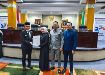 Penyampaian Jawaban Wali Kota Pontianak atas pandangan Fraksi-fraksi DPRD Kota Pontianak terhadap Ranperda APBD Tahun Anggaran 2026.
