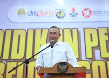 Bupati Ketapang, Alexander Wilyo.