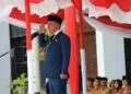 Wakil Gubernur Kalimantan Barat, Krisantus Kurniawan, saat menjadi Inspektur Upacara peringatan Hari Pahlawan ke-80 Tahun 2025 yang diselenggarakan oleh Pemerintah Provinsi Kalimantan Barat di Halaman Kantor Gubernur Kalbar, Senin (10/11/2025).