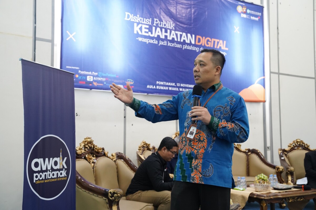 Kepala Divisi Teknologi Informasi Bank Kalbar, Toni Darmawan