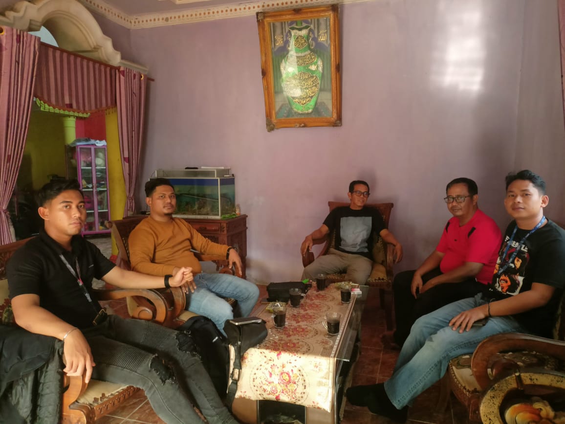 Nazanadira bersama beberapa tokoh usai melakukan Dialog tentang Pilkades Sedahan Jaya Tahun 2026 mendatang.