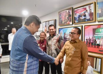Sujiwo mendatangi Kementerian PKP untuk membahas masih tingginya jumlah rumah tidak layak huni di wilayahnya.