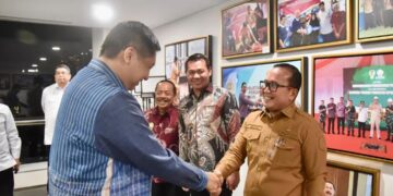 Sujiwo mendatangi Kementerian PKP untuk membahas masih tingginya jumlah rumah tidak layak huni di wilayahnya.