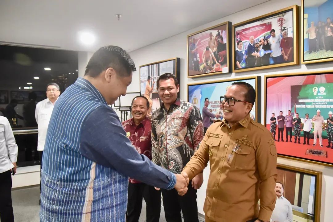 Sujiwo mendatangi Kementerian PKP untuk membahas masih tingginya jumlah rumah tidak layak huni di wilayahnya. 