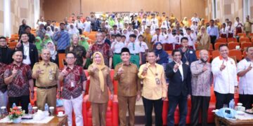 Wakil Wali Kota Pontianak Bahasan saat menghadiri peluncuran platform Kodingmu di Untan.