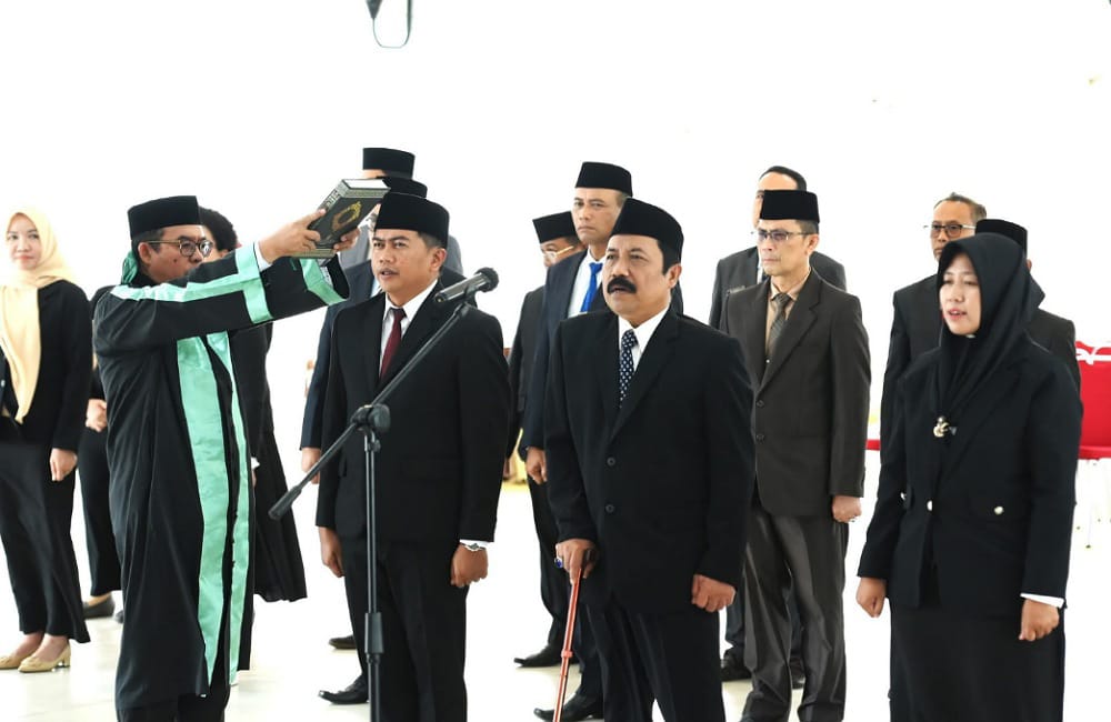 Pengambilan sumpah/janji jabatan Dewasa RKK Ketapang. Foto: Prokopim.