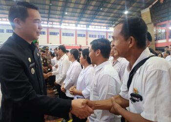 Ucapan selamat dari Bupati Kapuas Hulu terhadap pengukuhan anggota BPD se Kapuas Hulu. Taufik