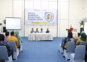 Wakil Wali Kota Pontianak Bahasan membuka Reviu Kinerja Stunting Tahun 2025