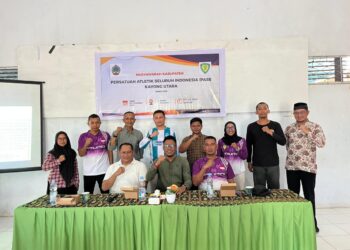 Foto bersama Pengurus Persatuan Atletik Seluruh Indonesia (PASI) Kabupaten Kayong Utara usai Muskab di Aula SMAN 1 Sukadana. Sabtu (20/12/2025). Foto (Bakri/Jurnalis.co.id)