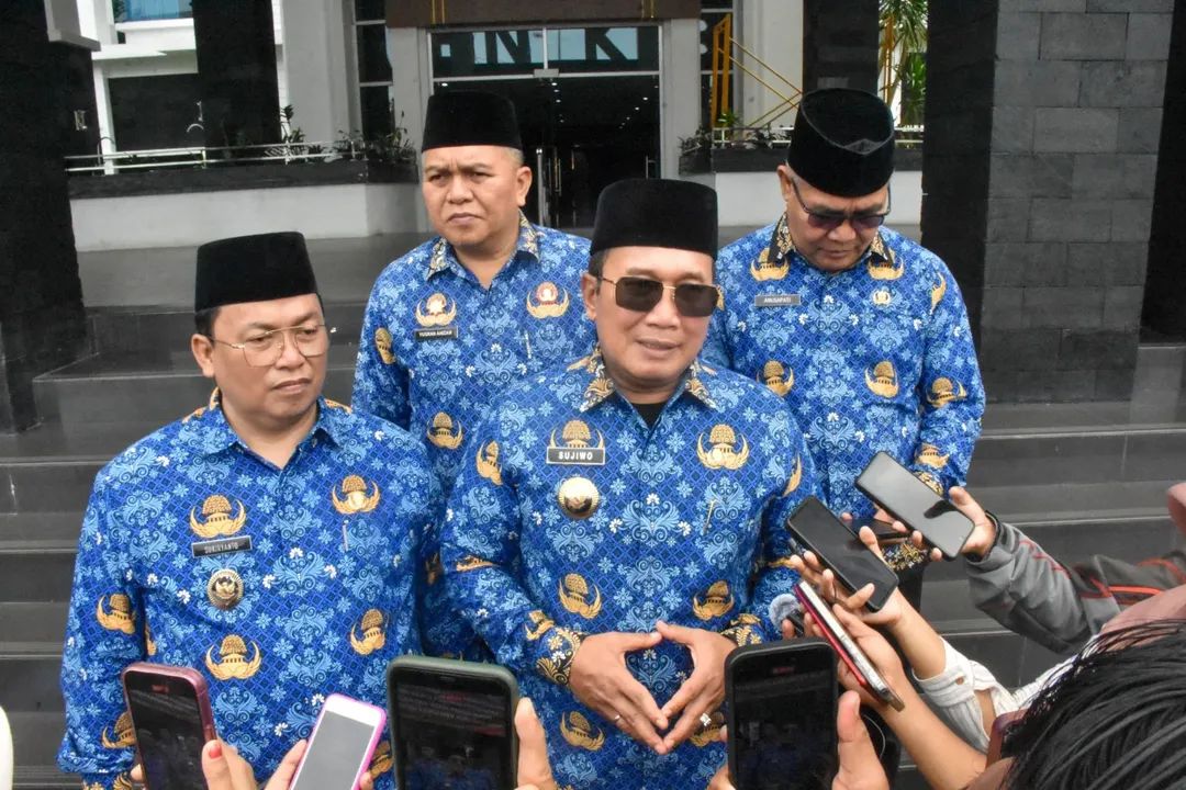 Bupati Kubu Raya Sujiwo