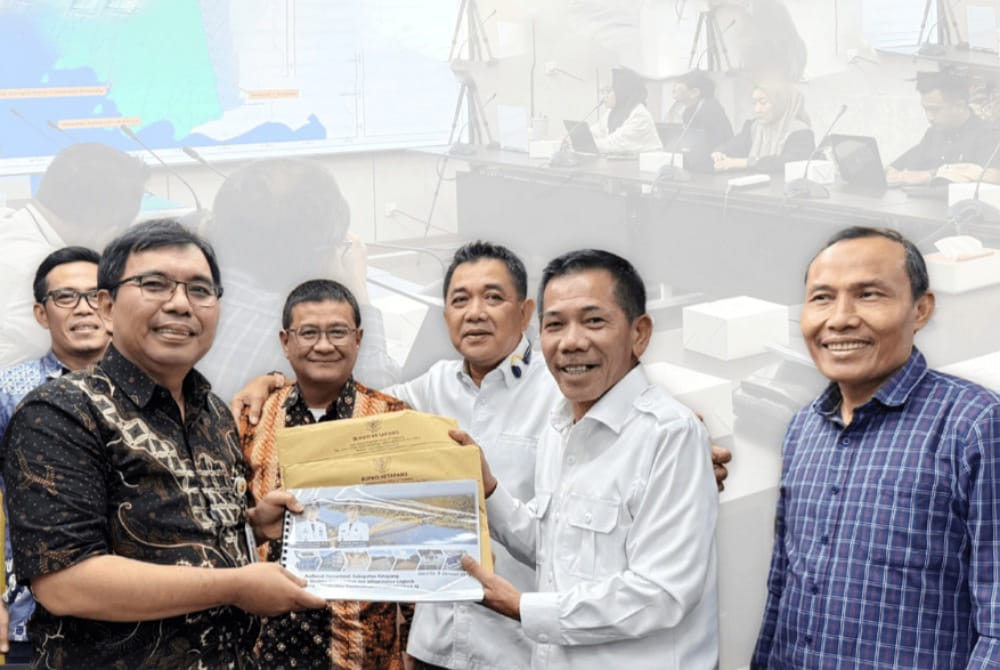 Wakil Bupati Ketapang, Jamhuri ketika menyampaikan usulan pembangunan strategis daerah. Foto: Ist.