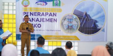 Wali Kota Pontianak Edi Rusdi Kamtono membuka FGD Manajemen Risiko pada PDAM Tirta Khatulistiwa.