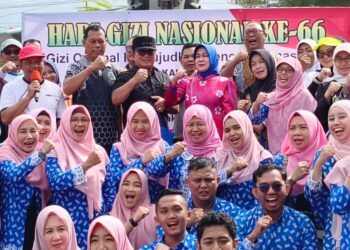 Sujiwo saat menghadiri Peringatan Hari Gizi Nasional ke-66 yang digelar di Taman Dirgantara Lanud Supadio, Sungai Raya, Minggu (25/1/2026).