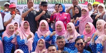 Sujiwo saat menghadiri Peringatan Hari Gizi Nasional ke-66 yang digelar di Taman Dirgantara Lanud Supadio, Sungai Raya, Minggu (25/1/2026).