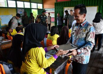Bupati Sintang, Gregorius Herkulanus Bala, meresmikan Satuan Pelayanan Pemenuhan Gizi (SPPG) milik Yayasan Sumber Gizi Sempurna yang berlokasi di Kelurahan Kapuas Kanan Hilir, Kecamatan Sintang, Kamis (29/1/2026).