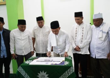 Wali Kota Pontianak Edi Rusdi Kamtono meresmikan Masjid Al Ma'un.