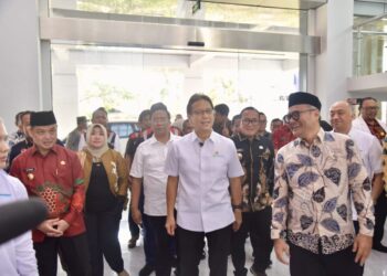 Menteri Kesehatan RI Budi Gunadi Sadikin meninjau Rumah Sakit Umum Daerah Tuan Besar Syarif Idrus (RSUD TBSI) Kubu Raya di Kecamatan Rasau Jaya, Jumat (6/2/2026).