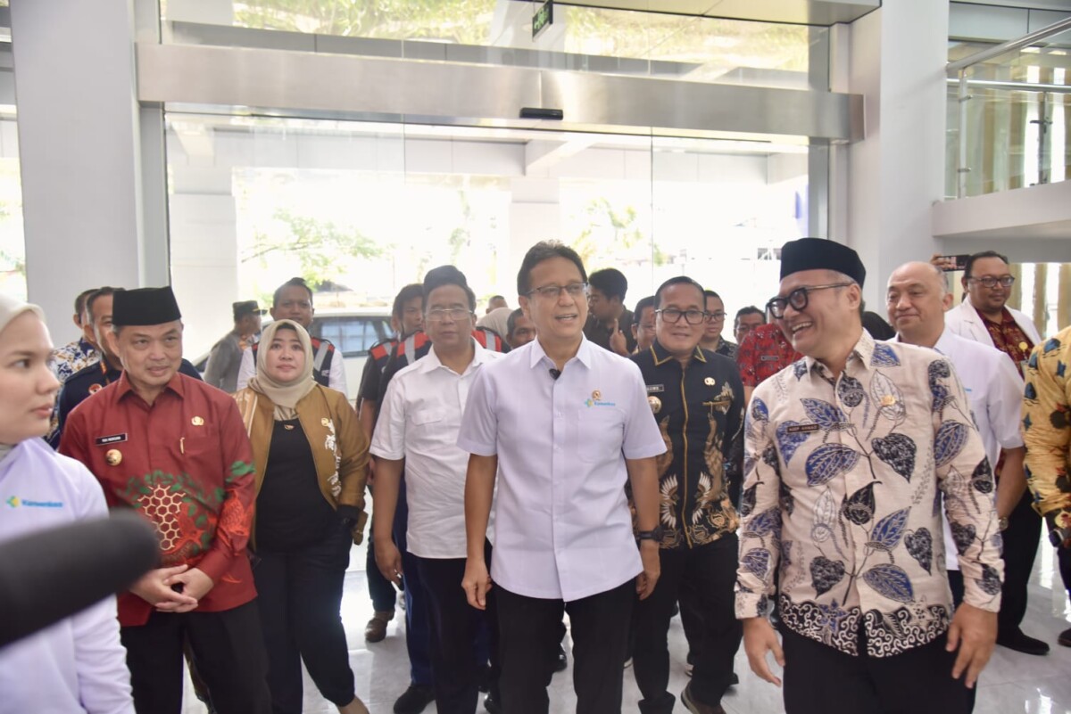 Menteri Kesehatan RI Budi Gunadi Sadikin meninjau Rumah Sakit Umum Daerah Tuan Besar Syarif Idrus (RSUD TBSI) Kubu Raya di Kecamatan Rasau Jaya, Jumat (6/2/2026). 