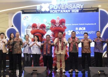 Wakil Bupati Kubu Raya Sukiryanto membuka BCA Expoversary Pontianak 2026 di Mal Gaia Bumi Raya City, Kabupaten Kubu Raya, Jumat (6/2/2026).