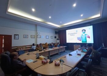 Pemerintah Kabupaten Sintang menetapkan Kejadian Luar Biasa (KLB) rabies tahun 2026 saat rapat lintas OPD di Ruang Rapat Sekda, Senin (9/2/2026).