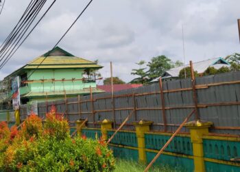 Pembangunan MIN Kapuas Hulu yang menggunakan dana Kementerian PUPR saat ini masih dalam proses pengerjaan